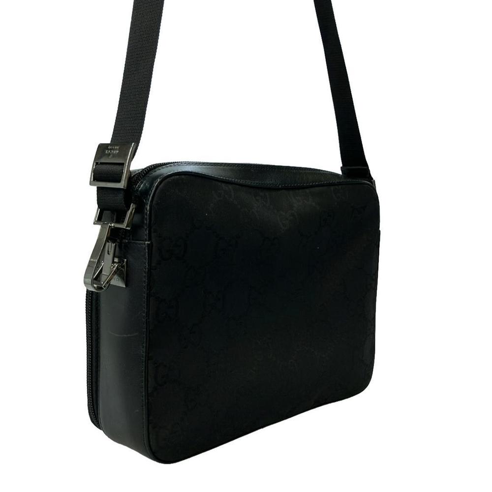 Gucci Shoulder Bag - Picture 2 of 8